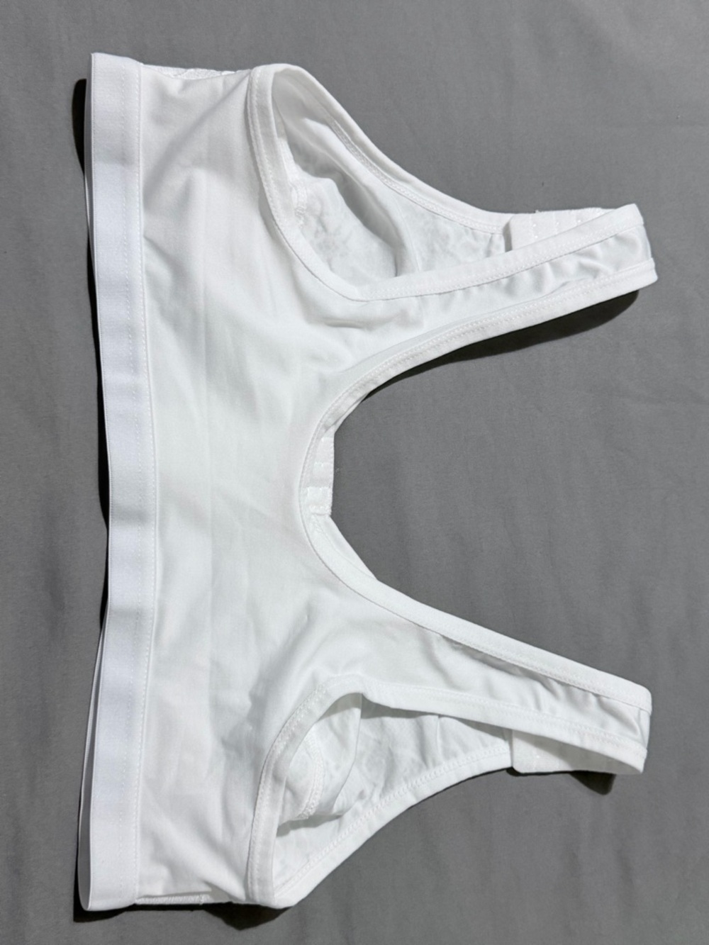 NEW Front-Close Lace Soft Support Bra - White - Picture 4 of 9